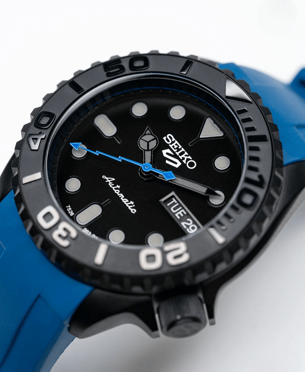 Seiko Mod SKX007 Blue - WATCHES BY MODDY