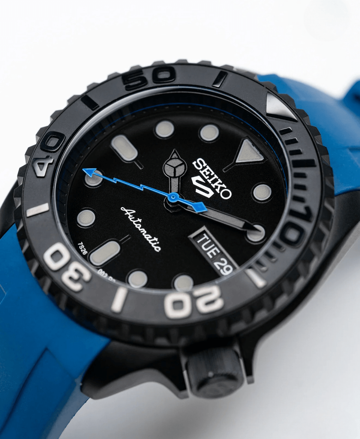 Seiko Mod SKX007 Blue - WATCHES BY MODDY